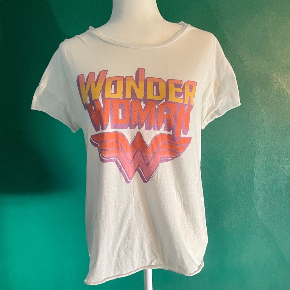 JUNK FOOD Wonder Woman Graphic T-Shirt